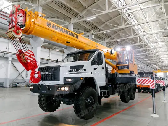 АВТОКРАН ИВАНОВЕЦ КС-45717-2М на шасси УРАЛ-4320 Next (стрела 22 м) 2026 года новый фото 2