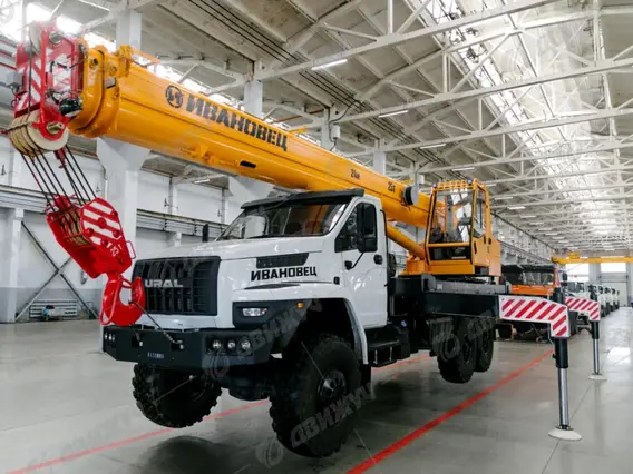 АВТОКРАН ИВАНОВЕЦ КС-45717-2М на шасси УРАЛ-4320 Next (стрела 24 м) 2026 года новый фото 4