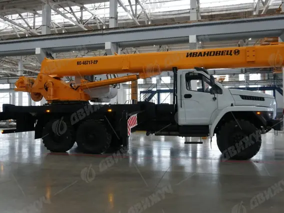 АВТОКРАН ИВАНОВЕЦ КС-45717-2Р Air на шасси УРАЛ-4320 Next 2026 года новый фото 4