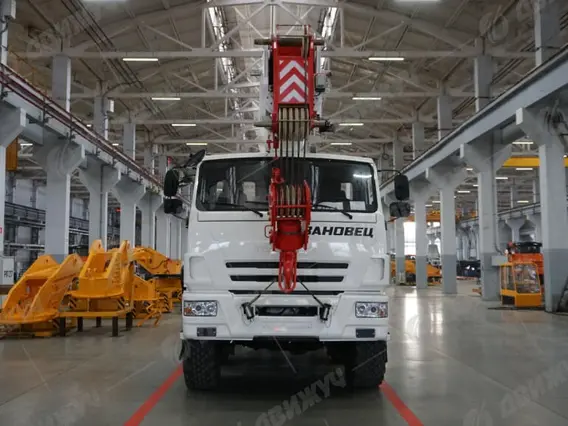 АВТОКРАН ИВАНОВЕЦ КС-55735-7 на шасси КАМАЗ-63501 2026 года новый фото 2