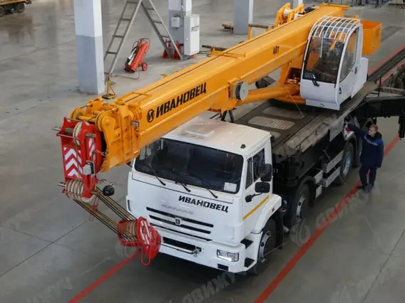 АВТОКРАН ИВАНОВЕЦ КС-65740-6 на шасси КАМАЗ-6540 2026 года новый фото 2