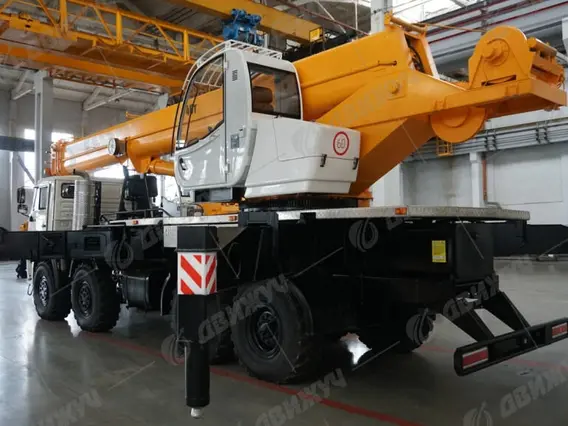 АВТОКРАН ИВАНОВЕЦ КС-65740-7 на шасси КАМАЗ-63501 2026 года новый фото 9