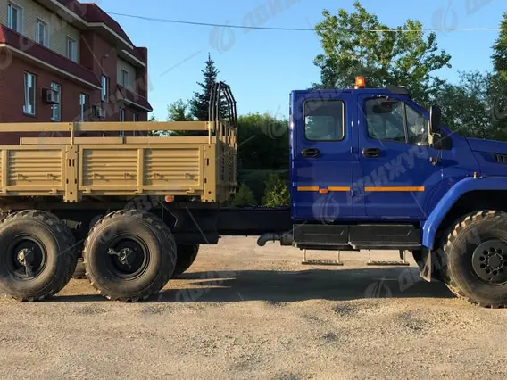 Бортовой Урал Next 4320-72Е5 (двухкабинка) 2026 года новый фото 2