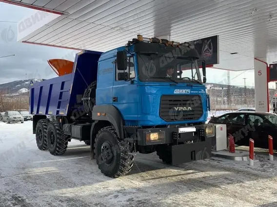 Самосвал Урал 55571-3121-80 с передним клиновидным отвалом 2026 года новый фото 3