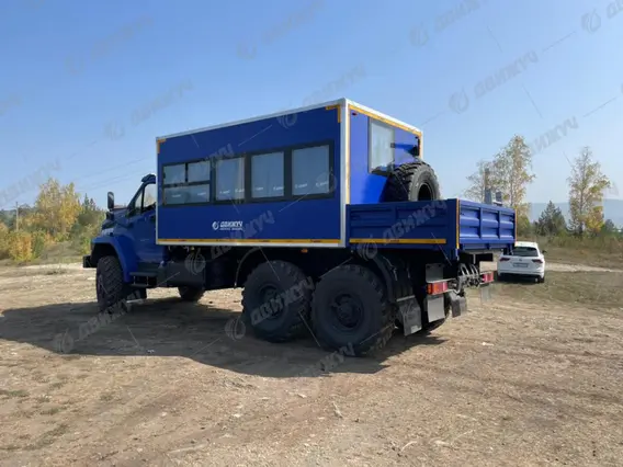 Грузопассажирская вахта на шасси Урал Next 4320-72 2026 года новый