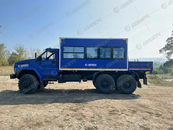 Грузопассажирская вахта на шасси Урал Next 4320-72 2026 года новый фото 3