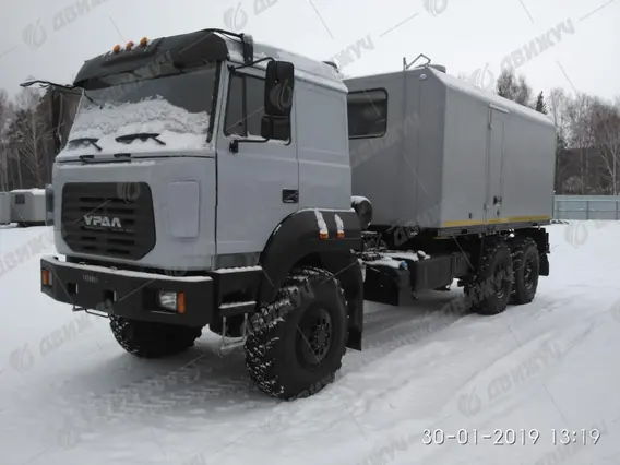 ППУА-1600/100 на шасси Урал 5557-4512-80Е5 (насос 2,3 ПТ) 2026 года новый