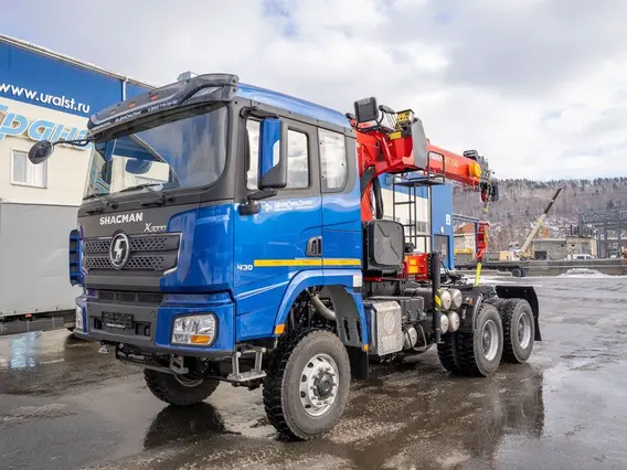 Тягач с КМУ Shacman SX42586V385 2025 года новый фото 3