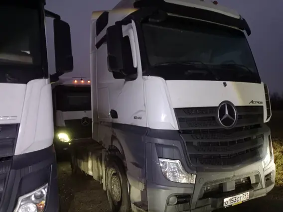 Седельный тягач Mercedes-Benz Actros 2022 года б/у фото 2