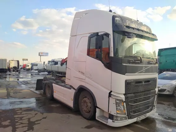 Седельный тягач Volvo FH 2021 года б/у