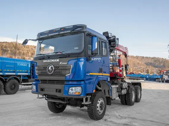 Тягач с КМУ Shacman SX32586V385 2025 года новый фото 6