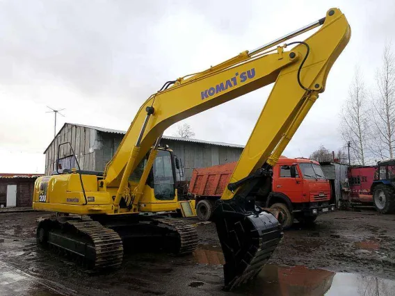 Экскаватор Komatsu PC200-7 2004 года б/у фото 3