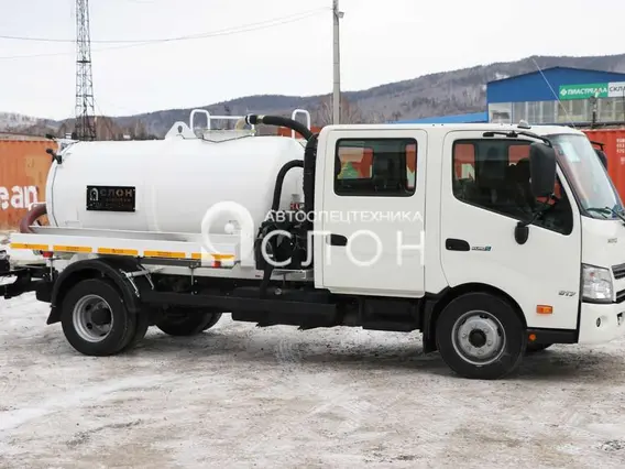 Вакуумная автоцистерна HINO 300 2025 года новый фото 3