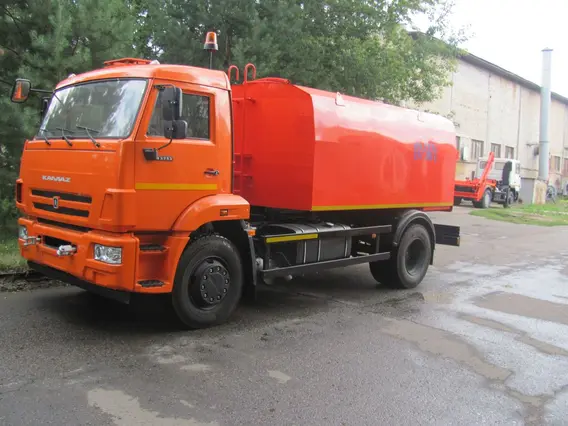Дорожно-уборочный автомобиль Камаз 43253 2020 года новый