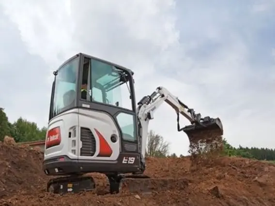 Экскаватор Bobcat E19  б/у фото 4