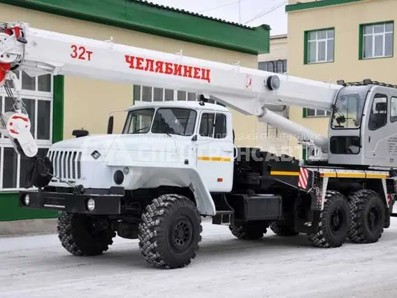 Автокран Урал 5557  б/у