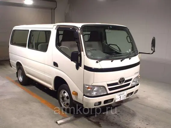 Микроавтобус Toyota Dyna б/у