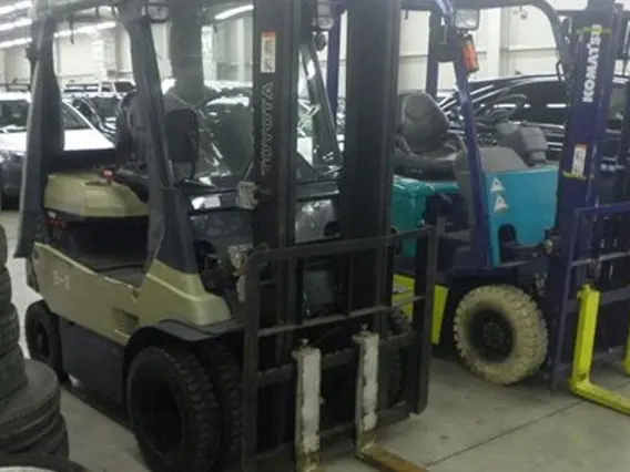 Вилочный погрузчик Toyota 7FBH10  б/у