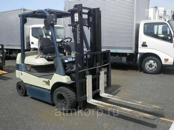 Вилочный погрузчик Toyota 7FB25  б/у