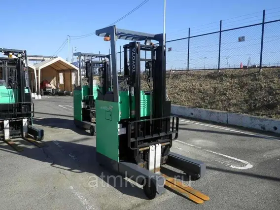 Штабелер Toyota 7FBR13  б/у