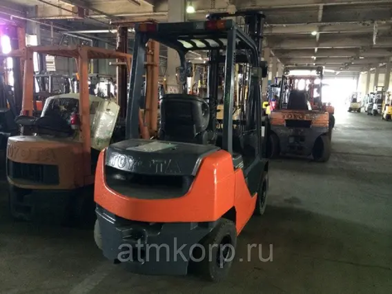 Вилочный погрузчик Toyota FORKLIFT 02-8FD25  б/у фото 2