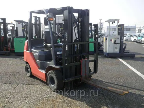 Вилочный погрузчик Toyota FORKLIFT 02-8FDK25  б/у