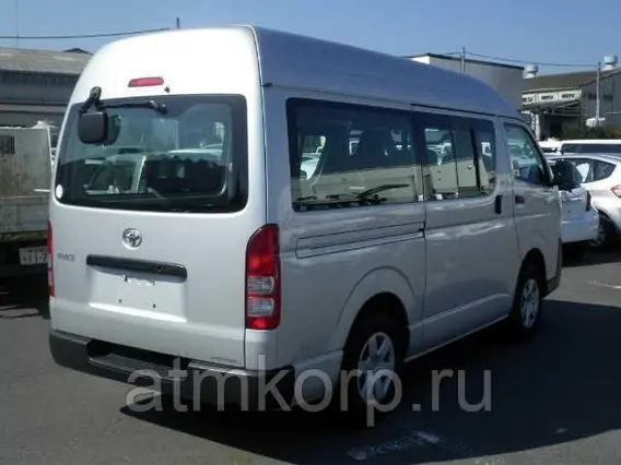 Микроавтобус Toyota HIACE VAN б/у