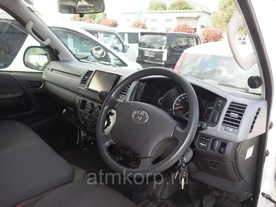Микроавтобус Toyota HIACE VAN б/у фото 5