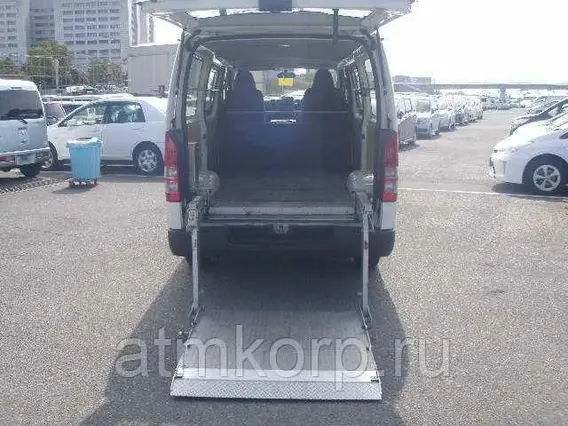 Грузопассажирский автомобиль Toyota HIACE VAN  б/у