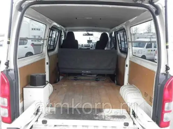 Микроавтобус Toyota HIACE VAN  б/у