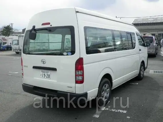 Микроавтобус Toyota HIACE VAN б/у