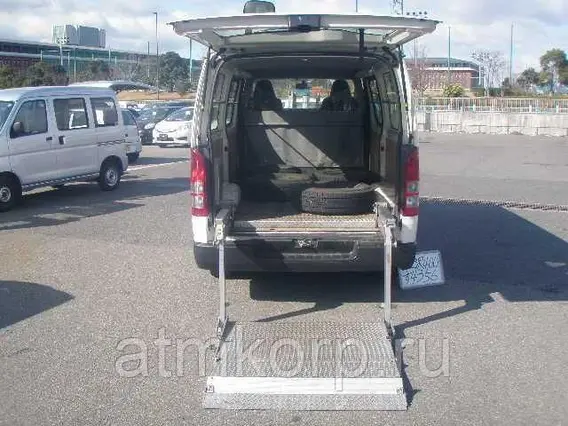 Микроавтобус Toyota HIACE VAN  б/у