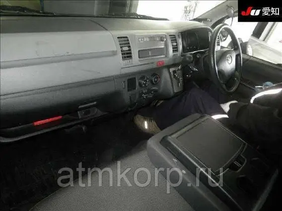 Микроавтобус Toyota HIACE VAN  б/у фото 3