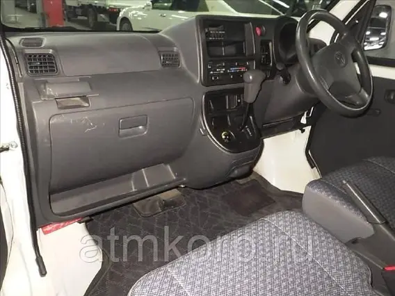 Микроавтобус Toyota PIXIS б/у фото 3