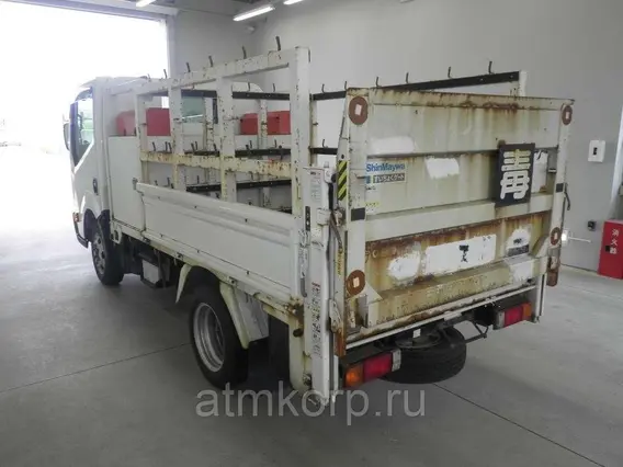 Бортовой Nissan Atlas  б/у