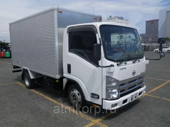 Автофургон Nissan Atlas  б/у