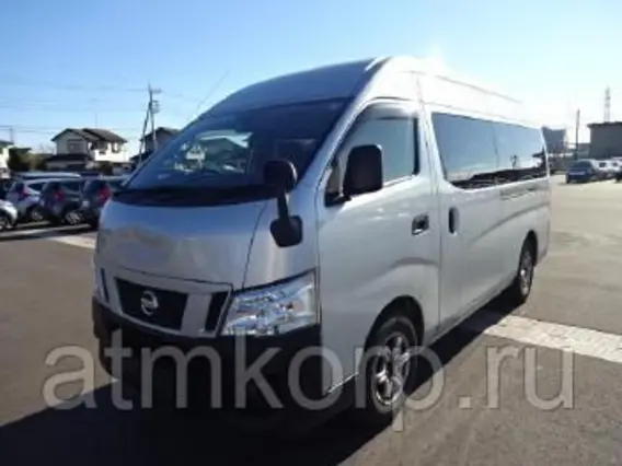 Микроавтобус Nissan Caravan б/у