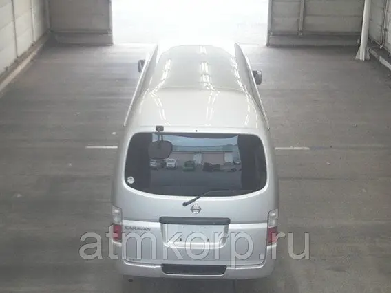 Микроавтобус Nissan Caravan  б/у фото 3