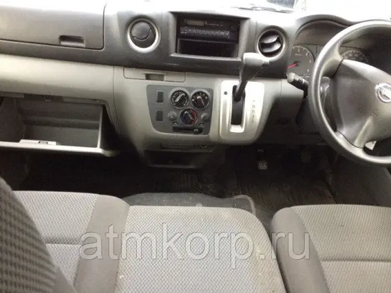 Микроавтобус Nissan Caravan  б/у фото 4