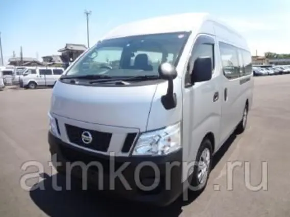 Микроавтобус Nissan Caravan  б/у