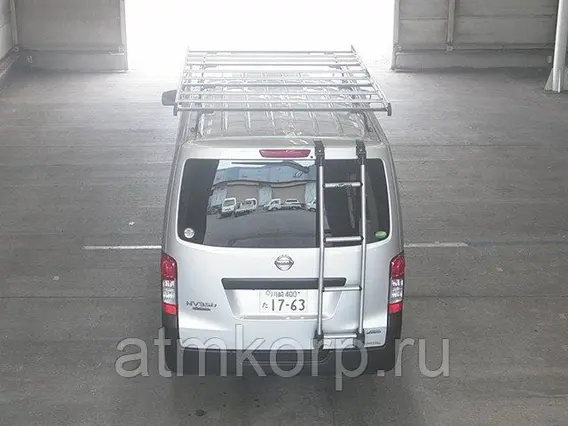 Микроавтобус Nissan CARAVAN б/у фото 3