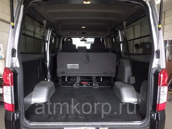 Микроавтобус Nissan CARAVAN б/у фото 5