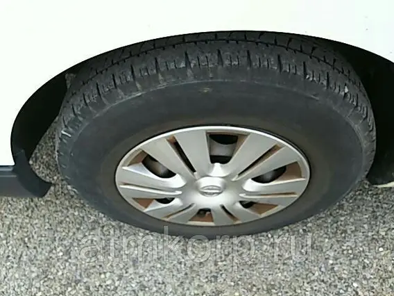Микроавтобус Nissan Caravan б/у фото 8