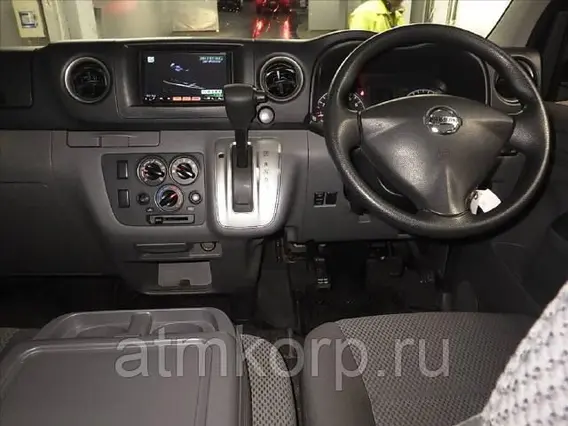 Микроавтобус Nissan Caravan  б/у фото 5