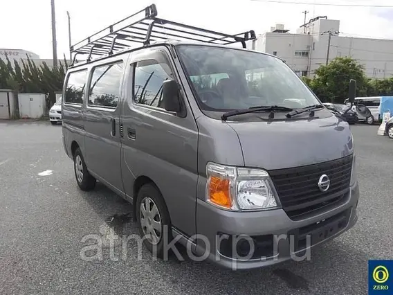 Микроавтобус Nissan Caravan  б/у