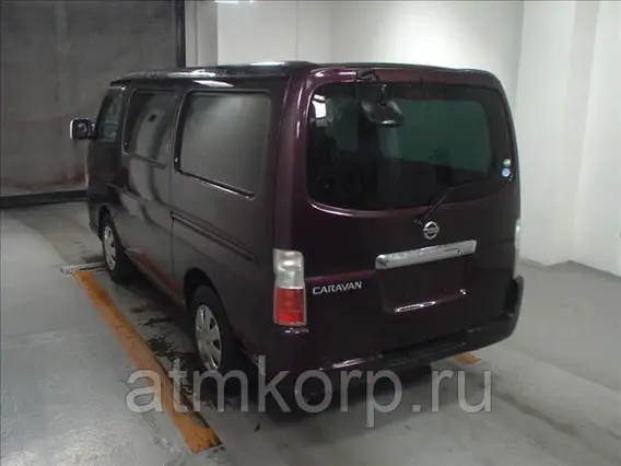 Микроавтобус Nissan Caravan б/у фото 3