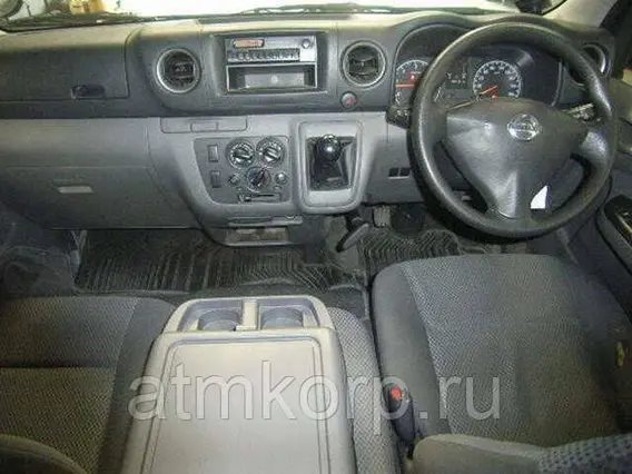 Микроавтобус Nissan Caravan  б/у фото 3
