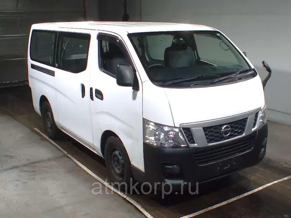 Микроавтобус Nissan Caravan  б/у