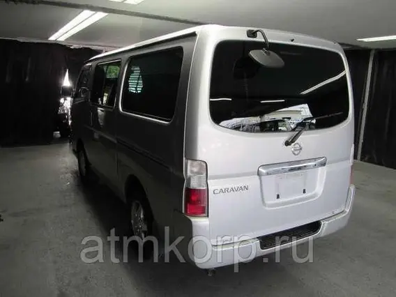 Микроавтобус Nissan Caravan  б/у фото 2