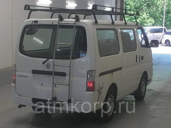 Микроавтобус Nissan Caravan  б/у